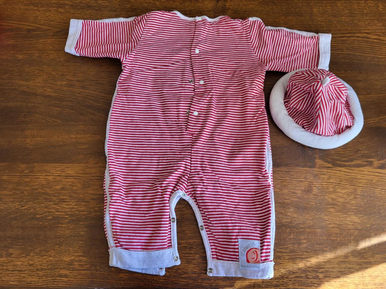 1 macacão e seu chapéu para menino de 6 meses – photo 2